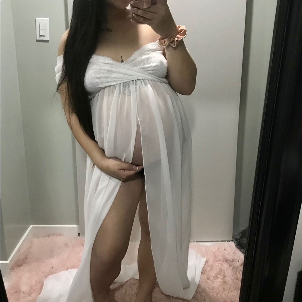 Maternity shoot dress